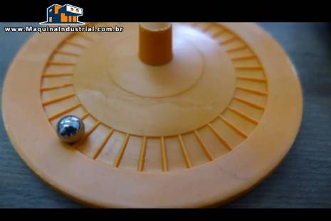 Molde de inje��o para brinquedos roleta 190 x 190 mm