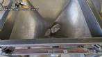 Silo de transferncia com rosca helicoidal transportadora inclinada em inox Maqinox