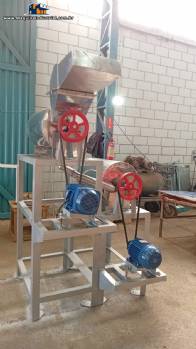 Despolpadeira duplo est�gio em a�o inox