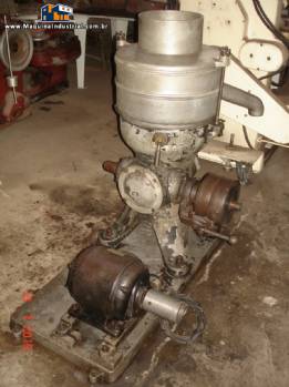 Separador centrifugo para �leos de ess�ncia de frutas c�tricas