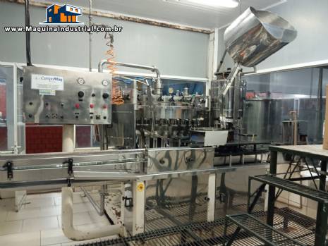 Envasadora rotativa inox com 30 bicos CompoMaq com tampadora