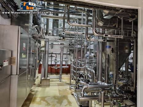 Tanques reatores em inox de processamento 1140 litros com v�vulas bombas