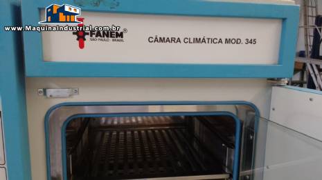 Câmara climática laboratório Fanem 345