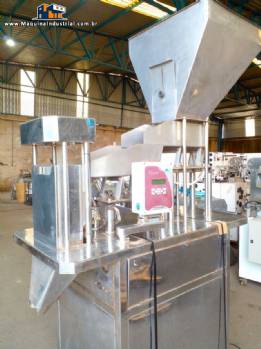 Pesadora dosadora semiautom�tica JCV