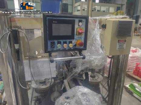 Rotuladora automtica em inox com dois cabeotes para rtulos autoadesivo Narita
