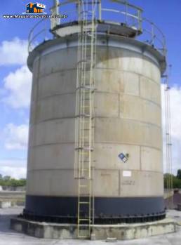 Tanque em a�o inox 316 L com 300.000 L