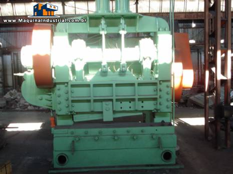 Guilhotina mec�nica marca Nomura