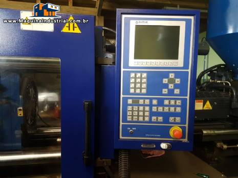 Injetora de pl�stico 160 ton Haitian