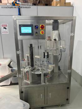 Envasadora dosadora e seladora rotativa autom�tica em inox de c�psulas de caf�