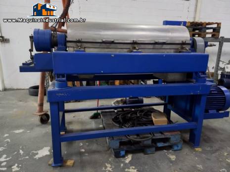 Centrfuga separadora horizontal em inox para separar slidos e lquidos  Alfa laval 10.000 litros / hora