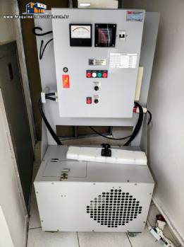 Seladora de tampas por indu��o autom�tica em inox para potes frascos GRC