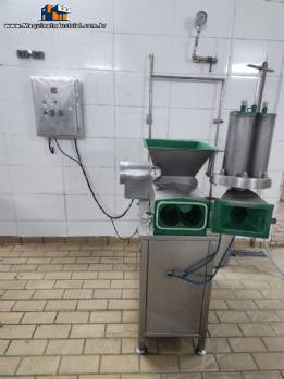 Moldadeira formadora de queijos mussarela