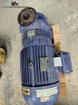 Bomba centrífuga em aço carbono com motor de 15 CV Bomba centrífuga em aço carbono com motor de 15 CV