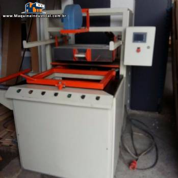 Máquina de vaccum forming Hilgeland Máquina de vaccum forming Hilgeland